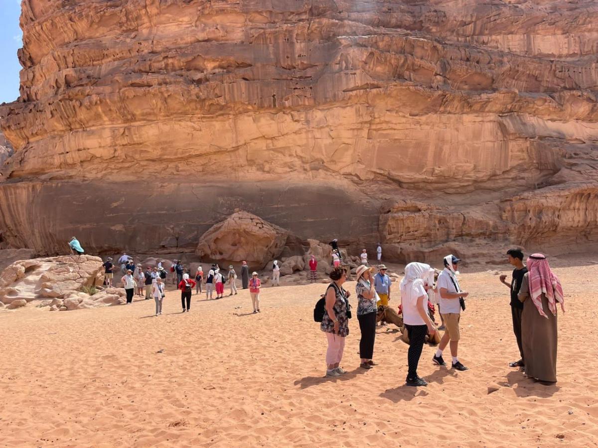 Wadi Rum Magic Camp 外观 照片