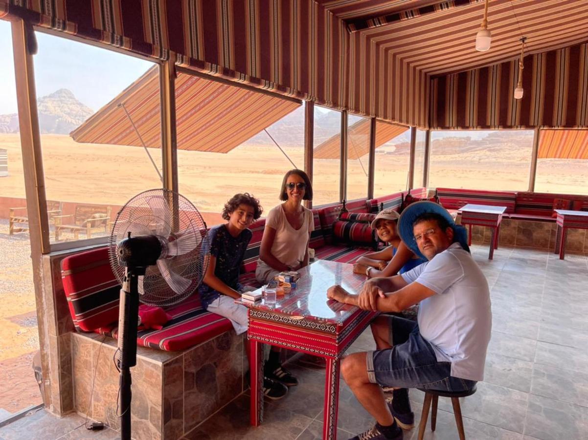 Wadi Rum Magic Camp 外观 照片