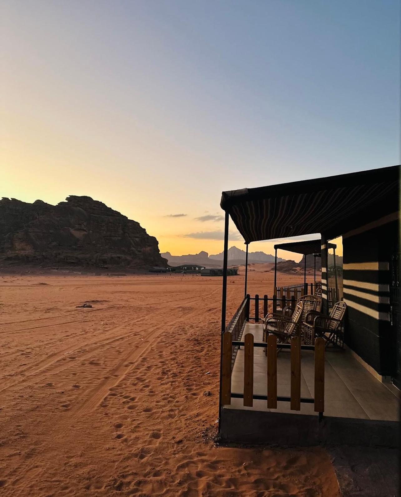 Wadi Rum Magic Camp 外观 照片