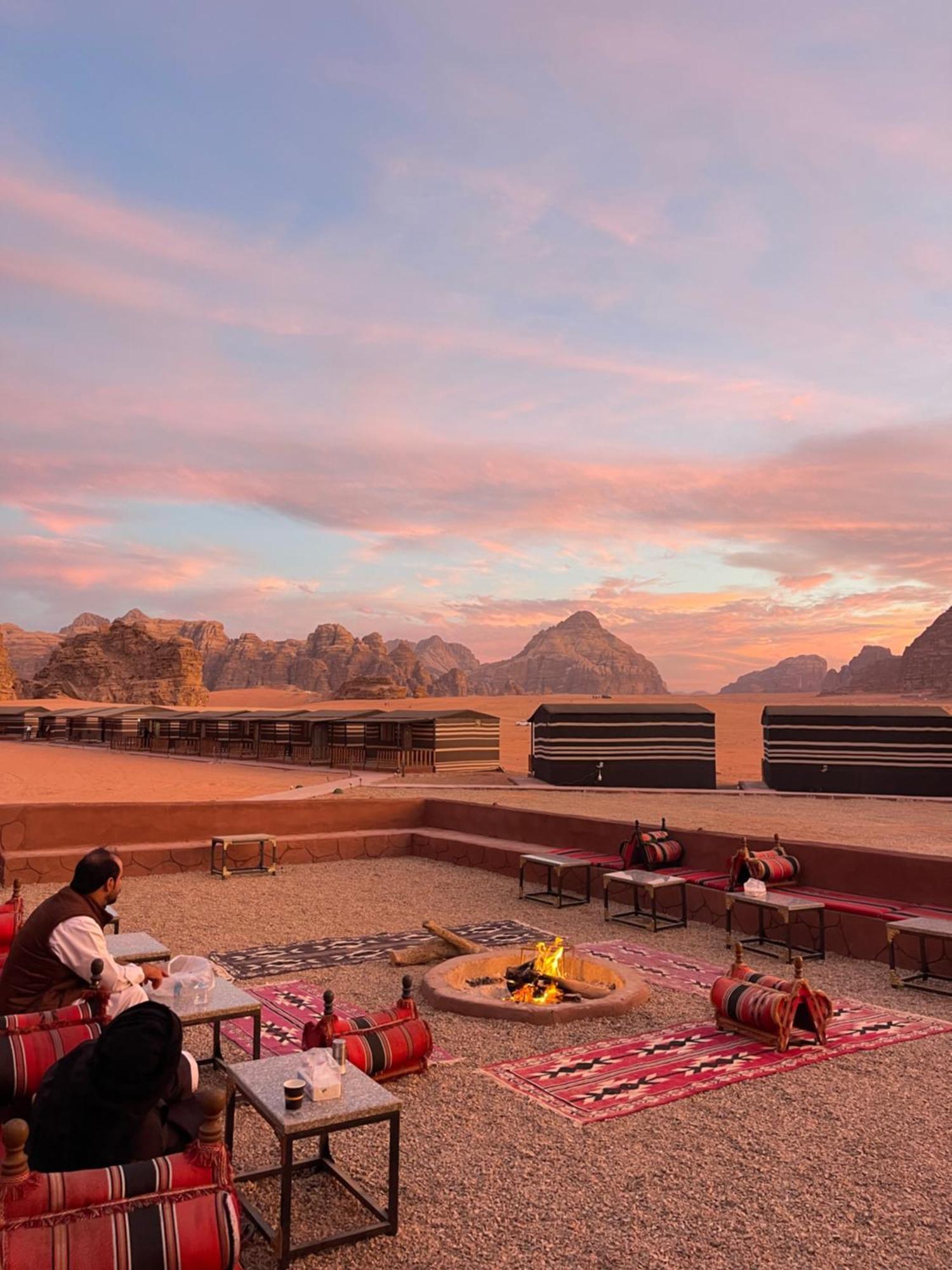 Wadi Rum Magic Camp 外观 照片