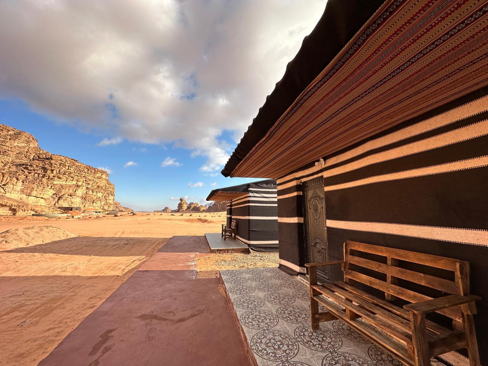 Wadi Rum Magic Camp 外观 照片